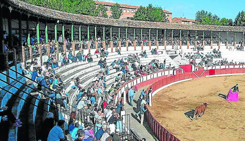 Interior de la Plaza de Tarazona de Aragón